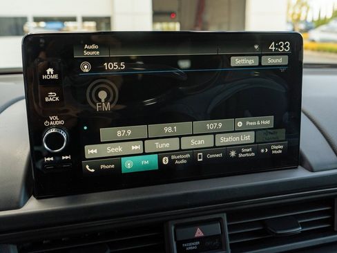 New 2025 Honda Pilot TrailSport image 30