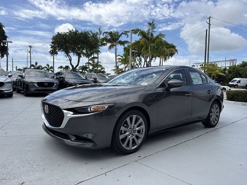 New 2026 MAZDA MAZDA3 2.5 S Sedan w/ Preferred Pkg FWD image 28