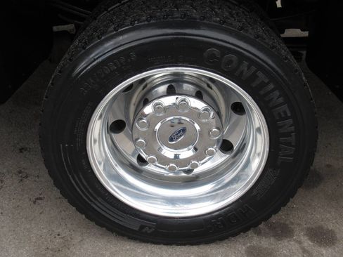 Used 2015 Ford F450 Lariat w/ Lariat Ultimate Package image 12