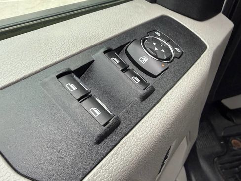 Used 2019 Ford F350 XL w/ Power Equipment Group image 11