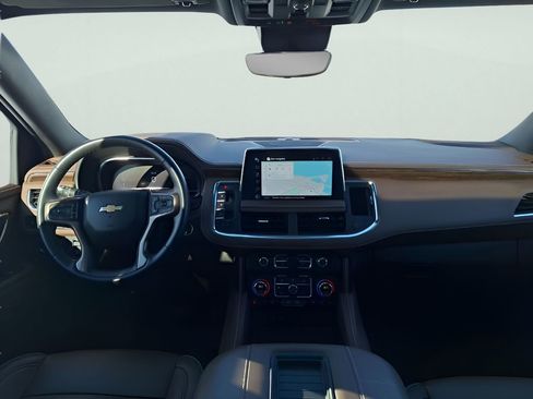 Used 2024 Chevrolet Tahoe High Country image 14