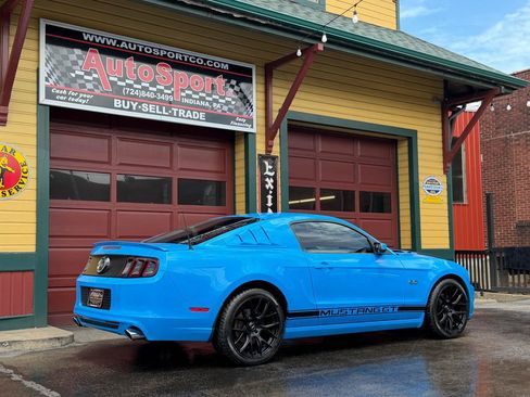 Used 2013 Ford Mustang GT Premium RWD image 5