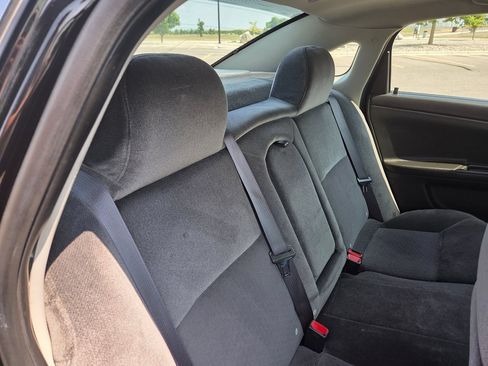 Used 2014 Chevrolet Impala LT w/ LT Sunroof Package FWD image 36