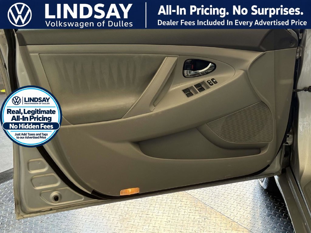 Used 2011 Toyota Camry LE w/ LE Extra-Value Pkg FWD image 9