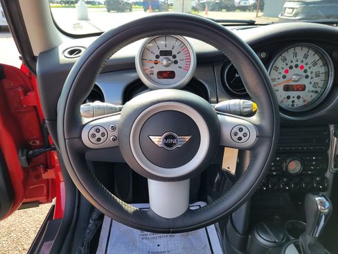 Used 2006 MINI Cooper Hardtop FWD image 16