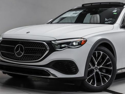 New 2026 Mercedes-Benz E 450 4MATIC All-Terrain Wagon image 2