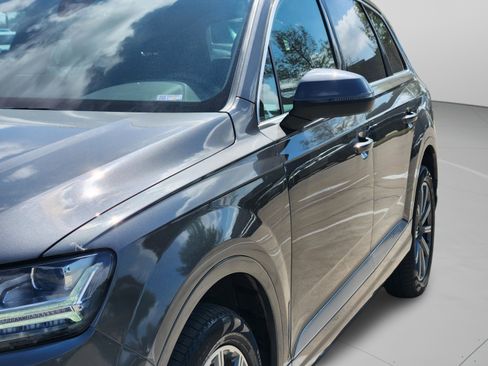 Used 2018 Audi Q7 3.0T Premium Plus image 2