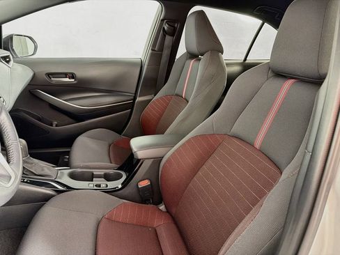 Used 2023 Toyota Corolla SE FWD image 34