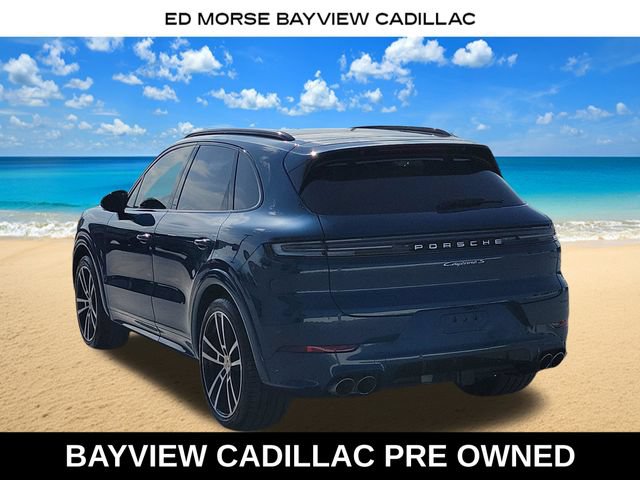Used 2024 Porsche Cayenne S AWD/4WD image 3
