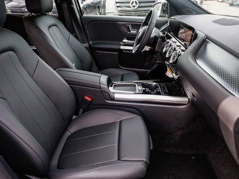 New 2025 Mercedes-Benz GLA 250 image 16