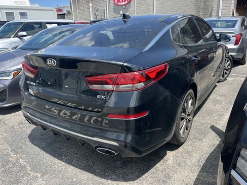 Used 2020 Kia Optima Premium FWD image 6