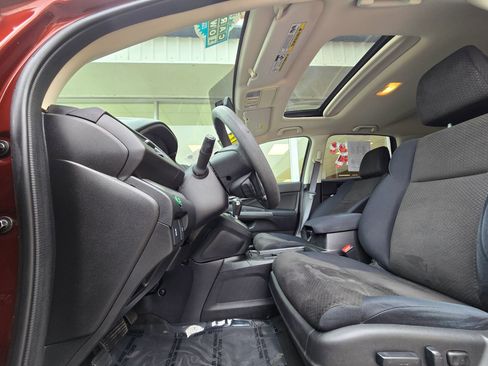 Used 2016 Honda CR-V EX image 11