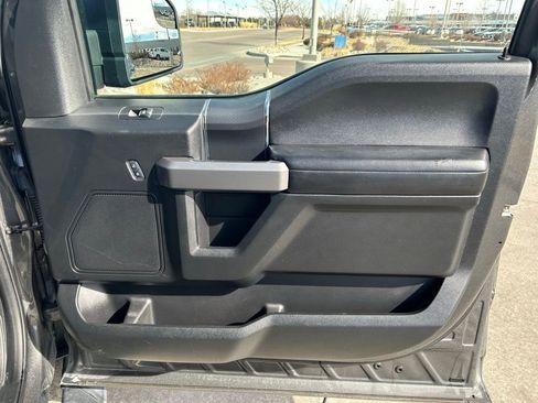 Used 2018 Ford F150 XLT w/ Equipment Group 302A Luxury image 31