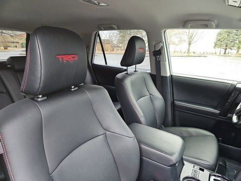 Used 2024 Toyota 4Runner TRD Off-Road Premium image 12