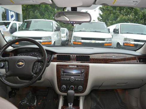 Used 2014 Chevrolet Impala Limited LS image 14