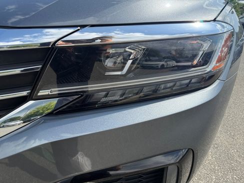 Used 2021 Volkswagen Passat 2.0T R-Line FWD image 26