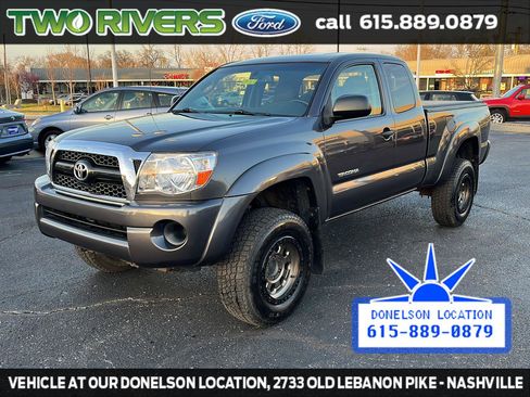 Used 2011 Toyota Tacoma 4x4 Access Cab w/ SR5 Pkg #2 image 4