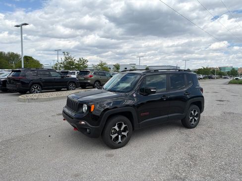 Used 2022 Jeep Renegade Trailhawk w/ Sun/Sound Group AWD/4WD image 1