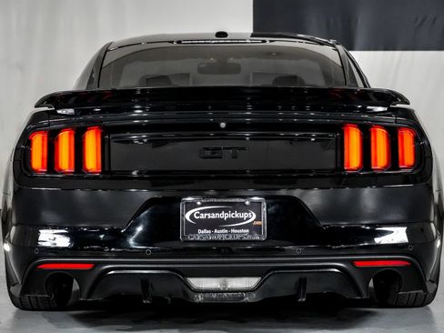 Used 2017 Ford Mustang GT Premium w/ Equipment Group 401A RWD image 9
