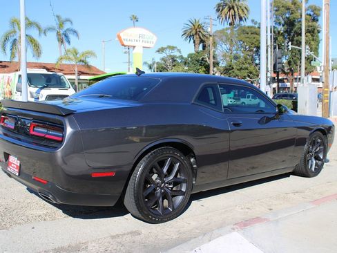 Used 2023 Dodge Challenger GT w/ Plus Package image 6