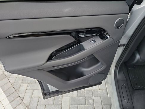 New 2026 Land Rover Range Rover Evoque S image 22
