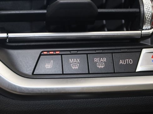 Used 2022 BMW M340i xDrive image 8