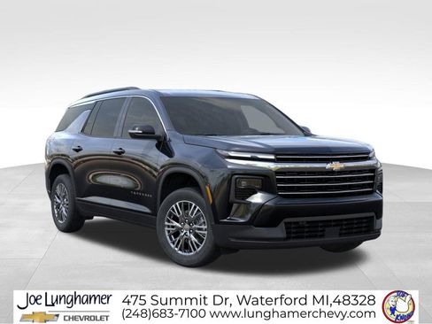 New 2026 Chevrolet Traverse LT w/ LPO, Floor Liner Package FWD image 7