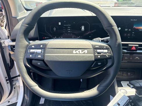 New 2026 Kia Sportage SX AWD/4WD image 22
