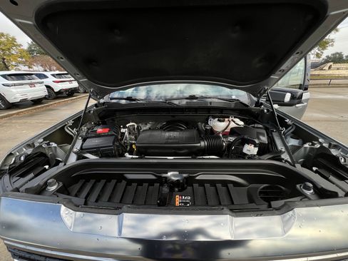 Used 2024 GMC Sierra 1500 AT4 w/ Technology Package image 30