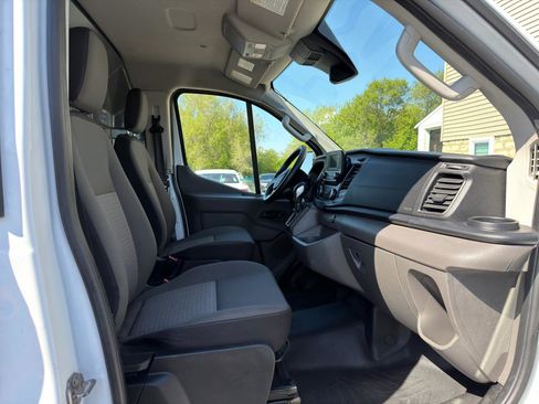 Used 2021 Ford Transit 350 Low Roof AWD image 9