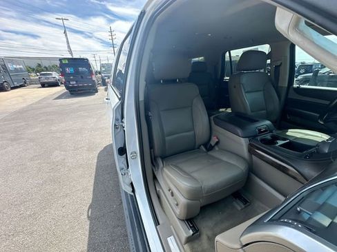 Used 2019 Chevrolet Tahoe LT RWD image 26