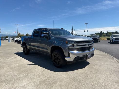 Used 2021 Chevrolet Silverado 1500 LT AWD/4WD image 7