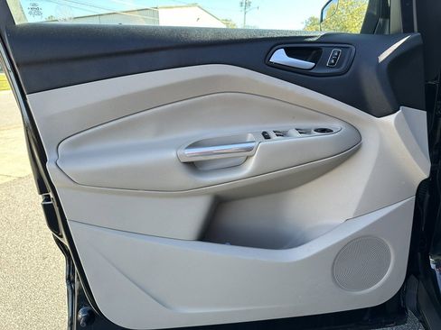 Used 2013 Ford Escape SE image 15