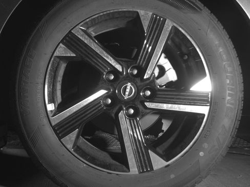 Used 2025 Nissan Sentra SV image 14