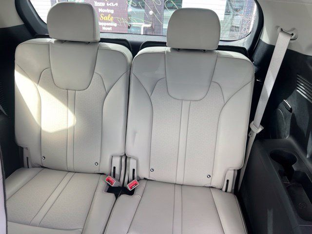 Used 2023 Kia Sorento EX AWD/4WD image 22
