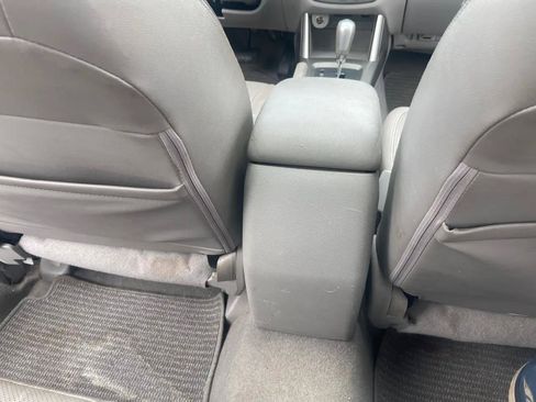 Used 2010 Subaru Outback 2.5i Limited w/ Popular Equipment Group 2A AWD/4WD image 14
