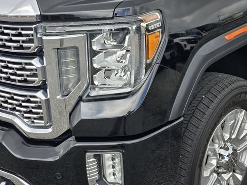 Used 2020 GMC Sierra 2500 Denali w/ Denali Ultimate Package AWD/4WD image 8
