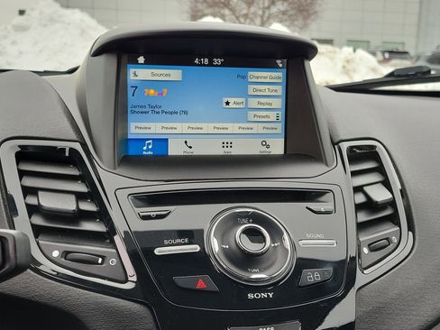 Used 2017 Ford Fiesta Titanium image 26