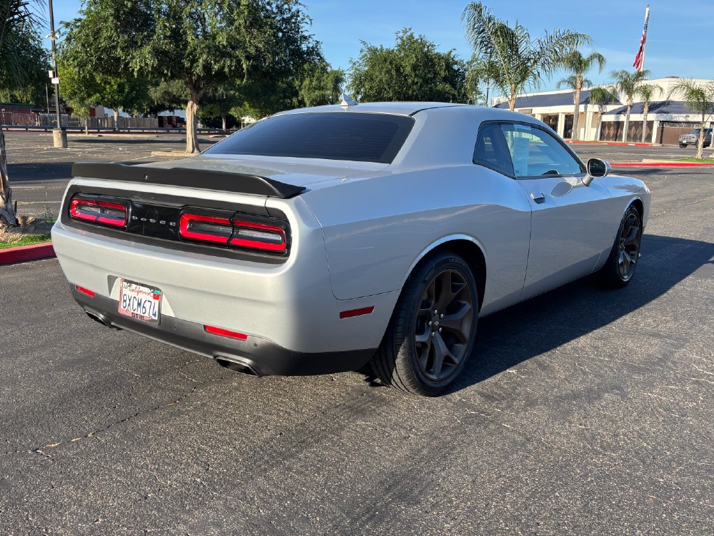 Used 2019 Dodge Challenger GT RWD image 5