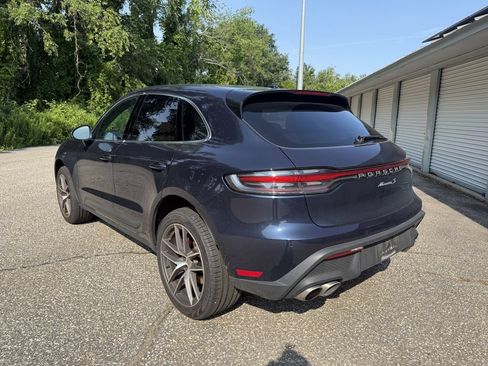 Used 2023 Porsche Macan S AWD/4WD image 3