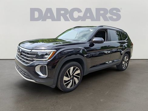 Used 2025 Volkswagen Atlas SE FWD image 3