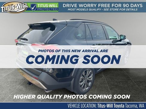 Used 2022 Toyota RAV4 Limited AWD/4WD image 4