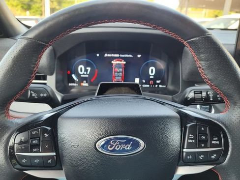 Used 2025 Ford Explorer ST-Line w/ Premium Package RWD image 33