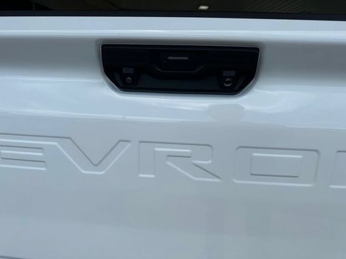 Used 2025 Chevrolet Silverado 2500 LTZ w/ LTZ Convenience Package AWD/4WD image 33