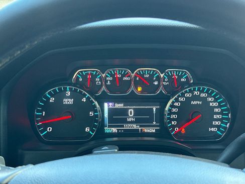 Used 2015 Chevrolet Silverado 1500 LT w/ LT Convenience Package image 21