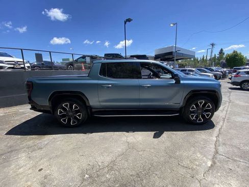 Used 2025 GMC Sierra EV Denali AWD/4WD image 7