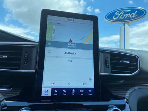 Used 2023 Ford Explorer Limited w/ Limited Technology Package AWD/4WD image 43