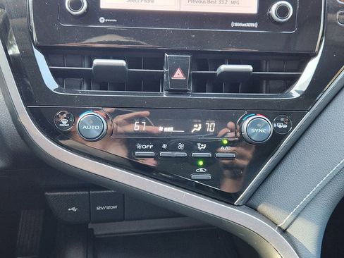 Used 2023 Toyota Camry SE image 20