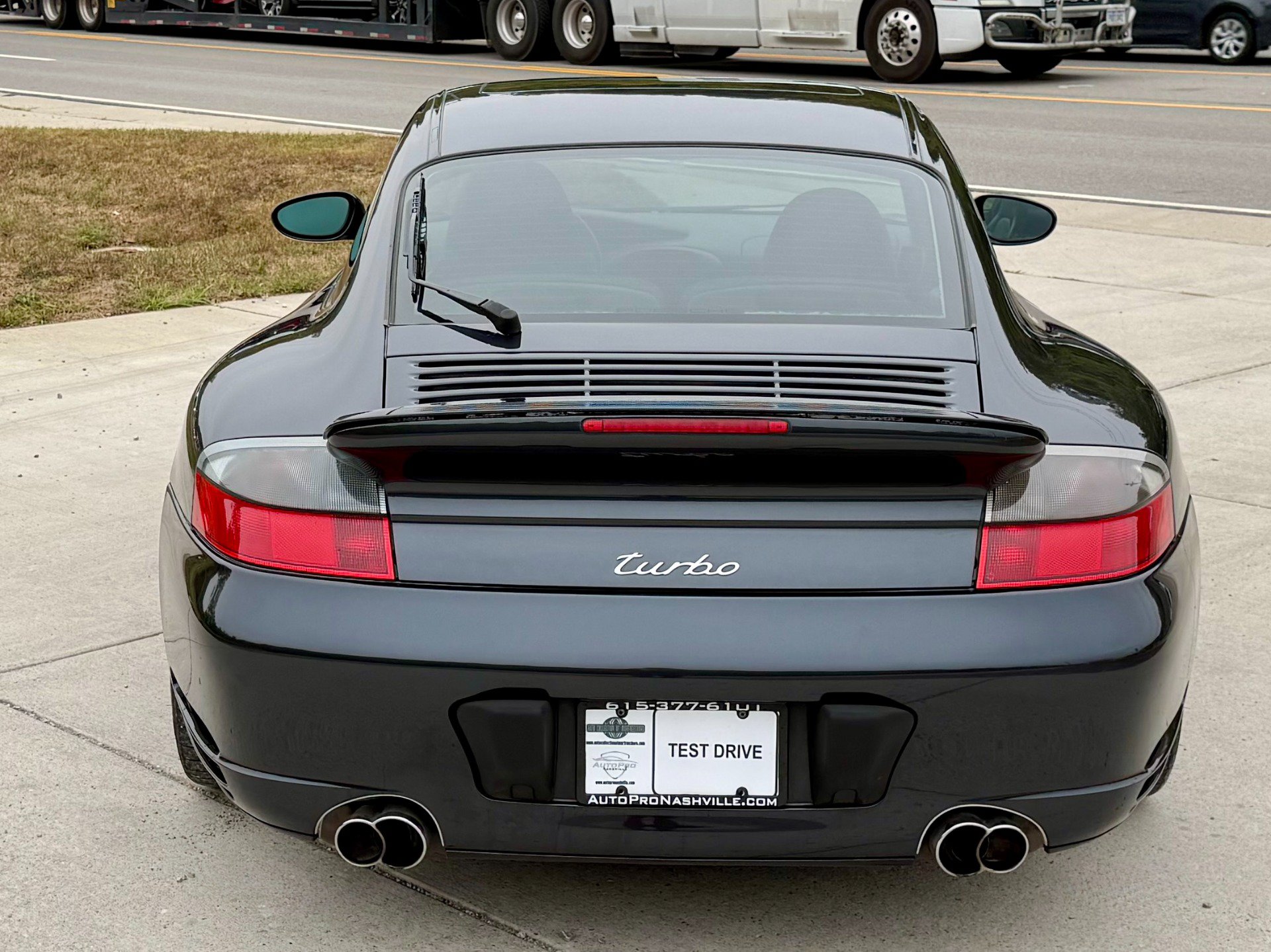Used 2004 Porsche 911 Turbo AWD/4WD image 6