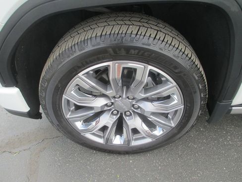 Used 2024 GMC Sierra 1500 Denali image 16